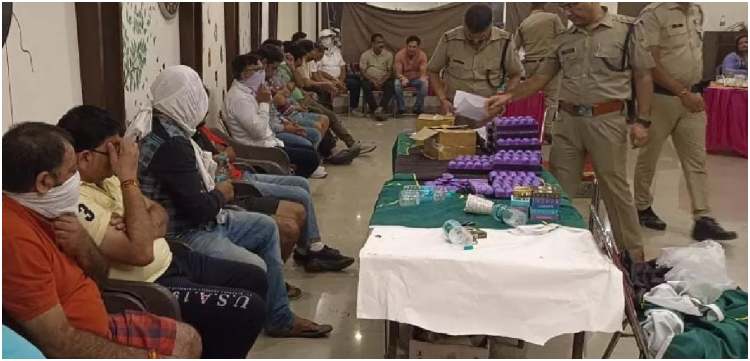 image: Police raided a casino in a resort in Rishikesh 5 dancers and 27 other people were detained