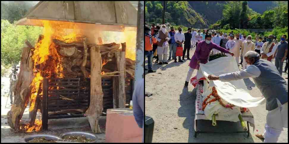 image: CM yogi father crimination at rishikesh pics