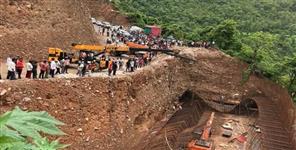 Uttar Pradesh News: many injured due to fall of under-construction bridge in Rudraprayag