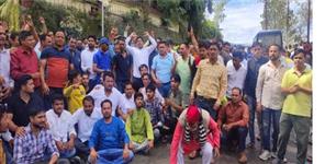 Uttar Pradesh News: demonstration in Srinagar to get justice for Ankita